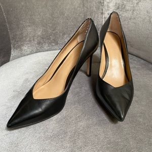 Banana republic Madison black pump heels size 6.5